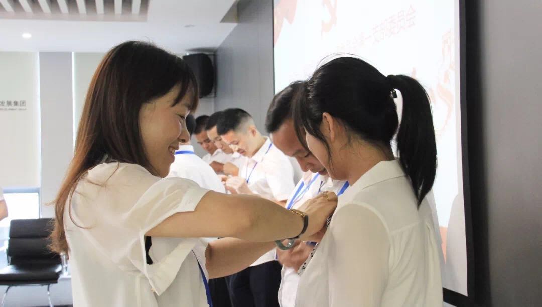 湖南望城县雷锋汽车运输有限公司,长沙城市交通,校车运营,安保服务,新能源科技